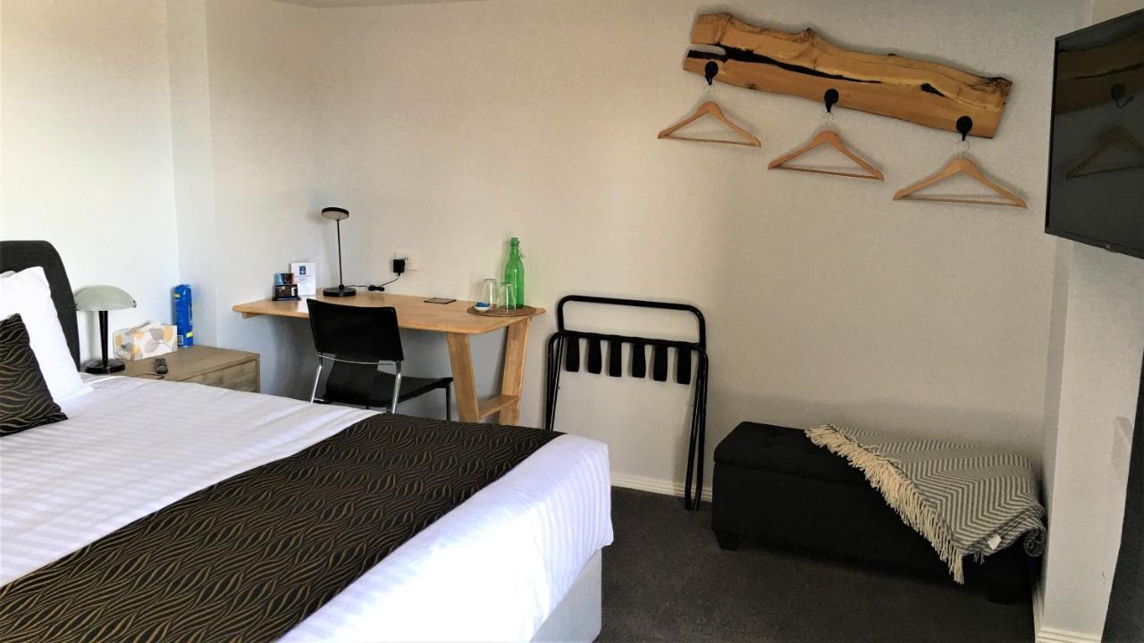 สตอร์ม เบย์ บี แอนด์ บี Bed & Breakfast White Beach ภายนอก รูปภาพ
